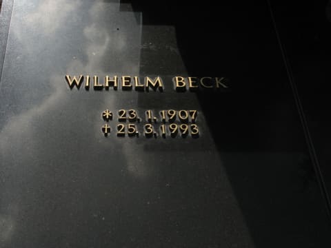 Grab von Wilhelm Beck